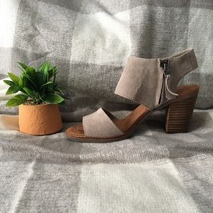 TOMS Majorca Cutout Heel